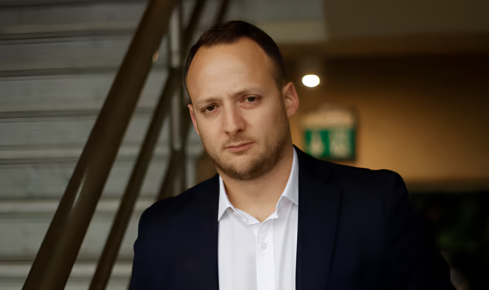 Diputado Guzmán tras lograr reelección por Evópoli: “Decir que Chile Vamos está en la tumba es ser alarmista”